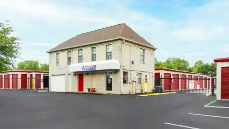 Gated entrance to Storage Units in South Cordova, TN. Entrance to office and parking lot.