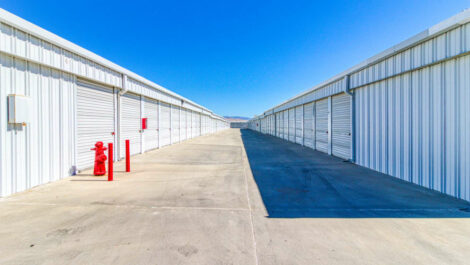 Large open driveways in Palm Springs, California at Devon Self Storage
