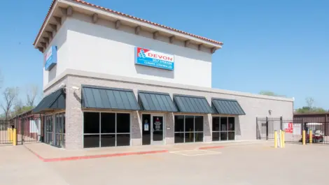 Exterior view of storage facility in Bixby, OK at Devon Self Storage Bixby
