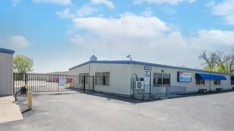 Exterior view of entrance to Devon Self Storage in Ardmore, OK, at Devon Self Storage - Ardmore